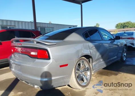 2013 Dodge Charger Sxt из США, поврежденный, VIN 2C3CDXHG0DH725745
